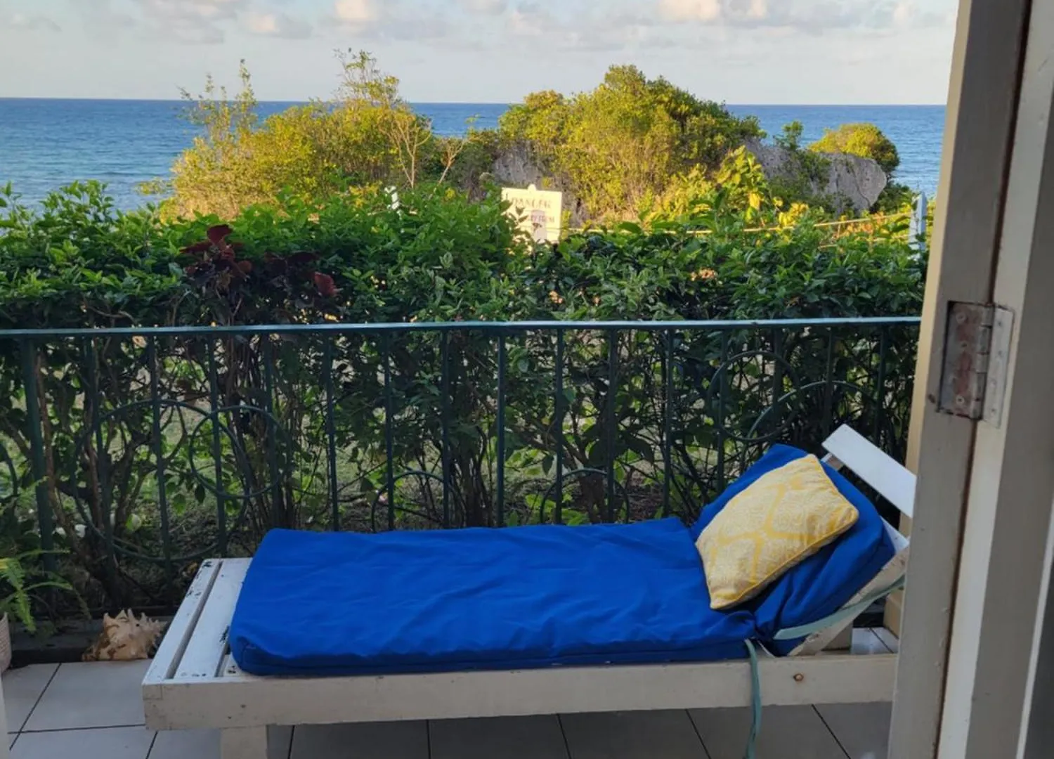 Munzels Ocean View Retreat 2 Apartment Ocho Rios 0*,