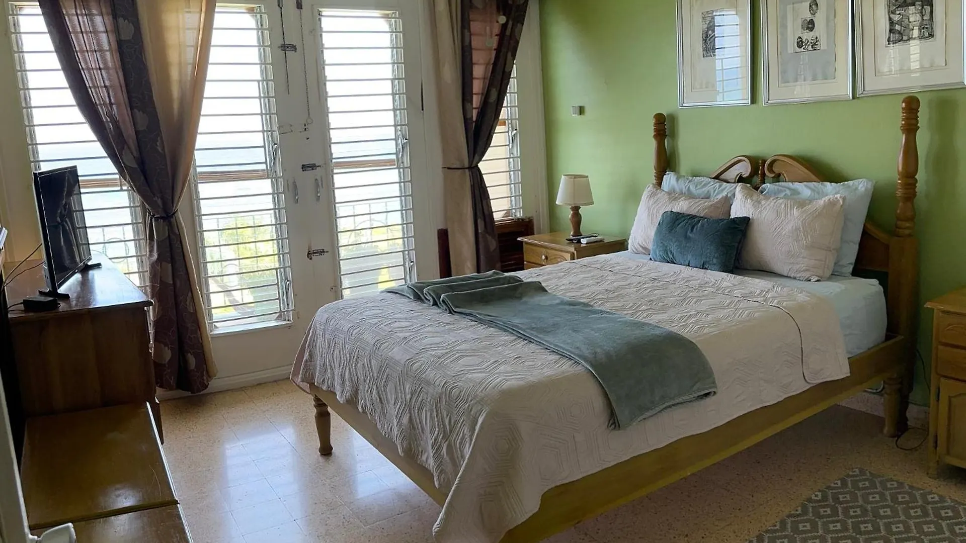 Munzels Ocean View Retreat 2 Lejlighed Ocho Rios